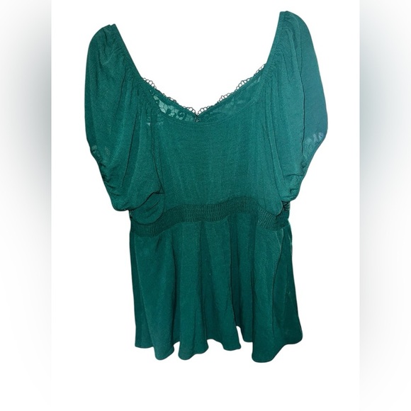 Torrid Green Blouse Size 1 Plus V Neck Short Slevee Rayon Top - Picture 3 of 6
